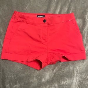 EXPRESS red shorts size 8 Shortie mid rise